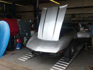 1975corvette.jpg