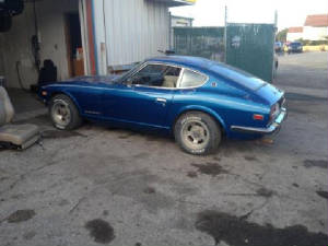 blue240z_zpsc20cd929.jpg