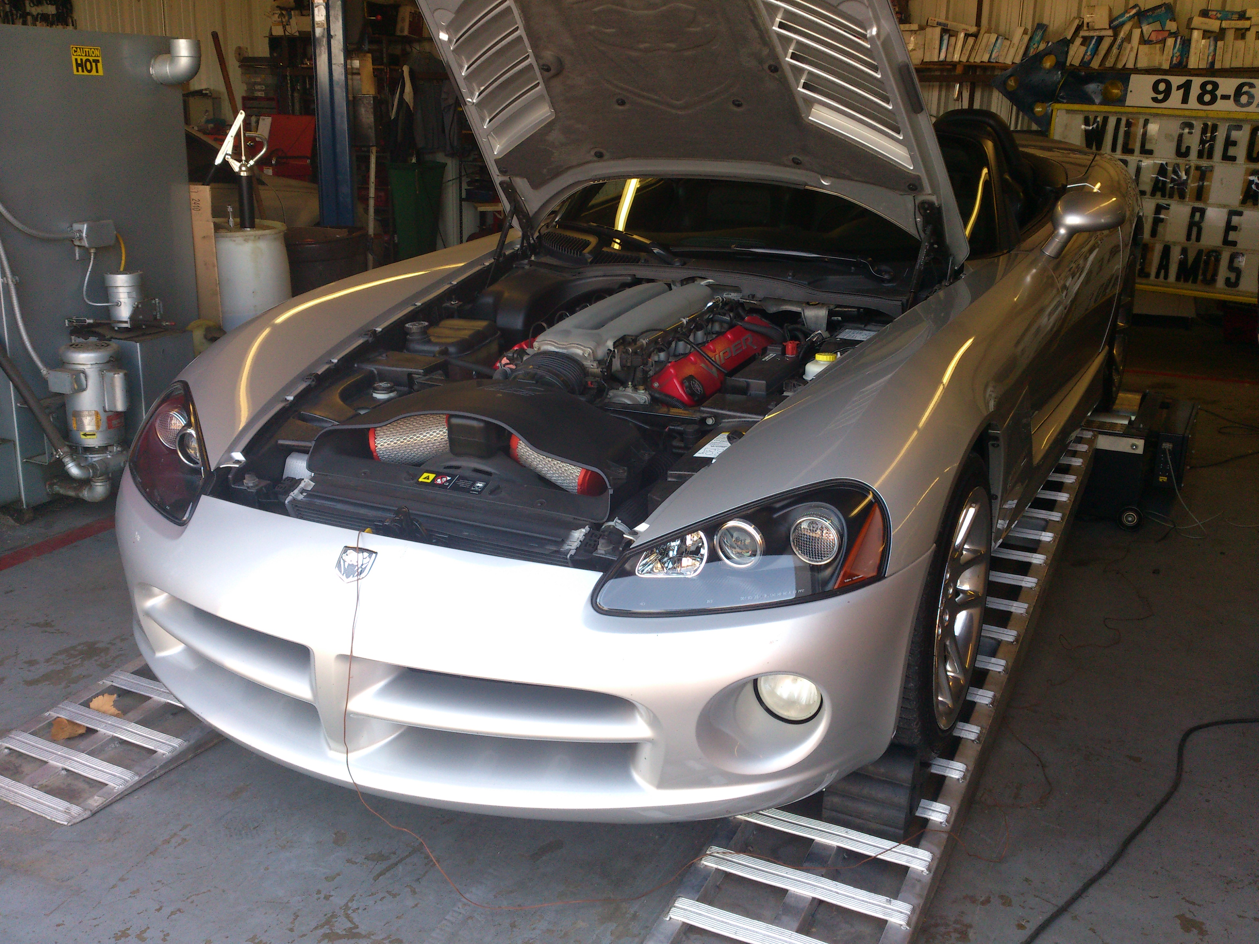 2004VIPER.jpg